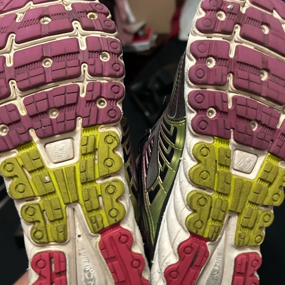 Size 9 - Brooks Glycerin 13 Black/Multicolor/Pink - Picture 5 of 5